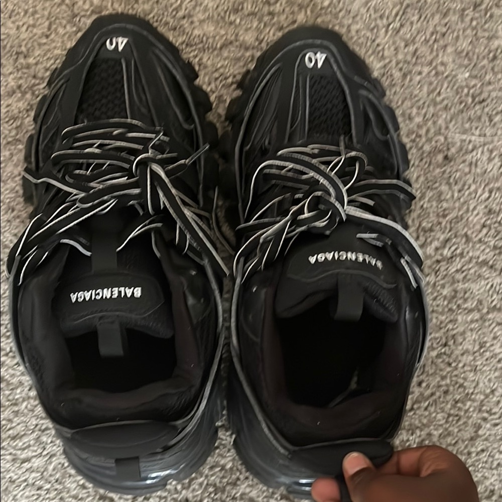 Balenciaga Black Athletic Shoes Sleek Design Performance